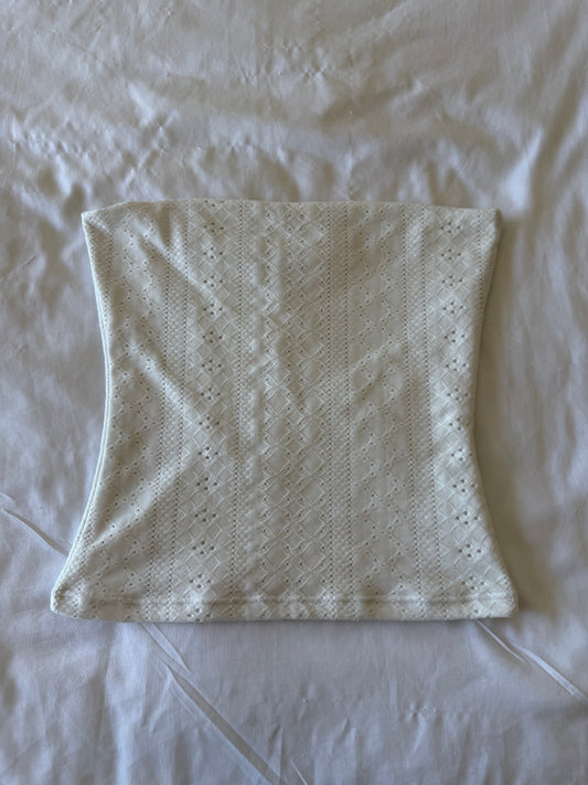 EMBROIDERED WHITE TUBE TOP (SMALL)