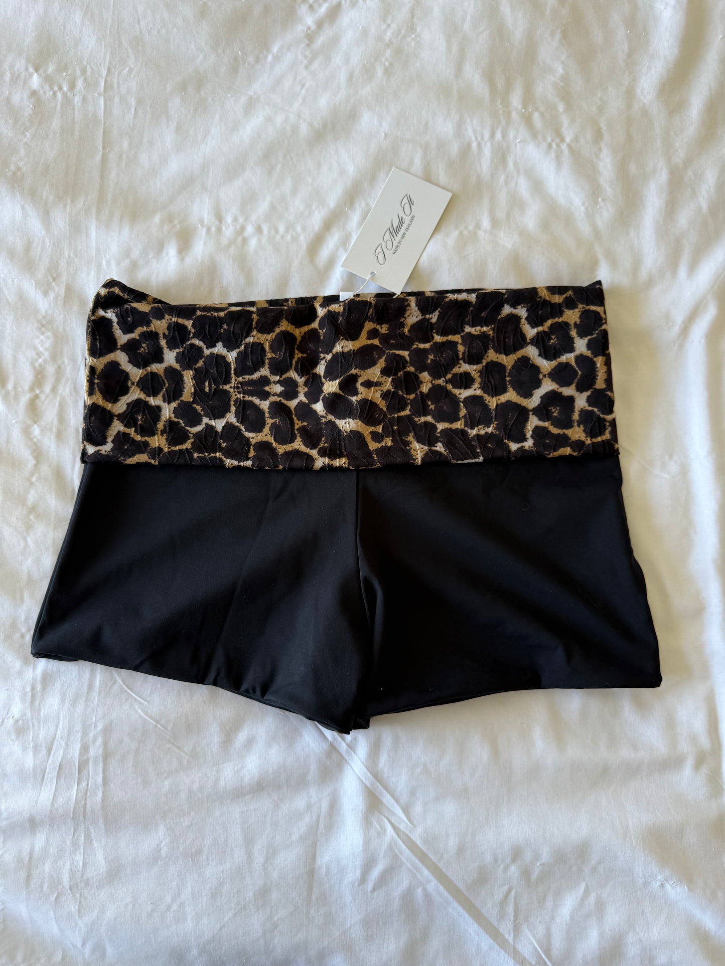 LEOPARD MICRO SHORTS (MEDIUM)