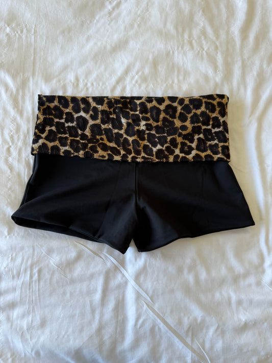 LEOPARD MICRO SHORTS (MEDIUM)